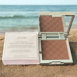 Jouer Tan Setting Powder for a Flawless Finish Can Use as Bronzer